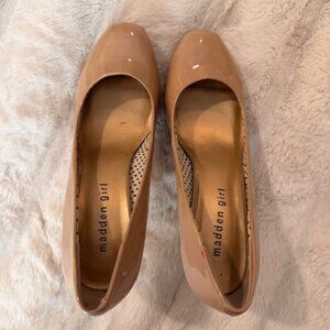 Sexy Madden Girl Nude Heels with rounded toe, 3" heels